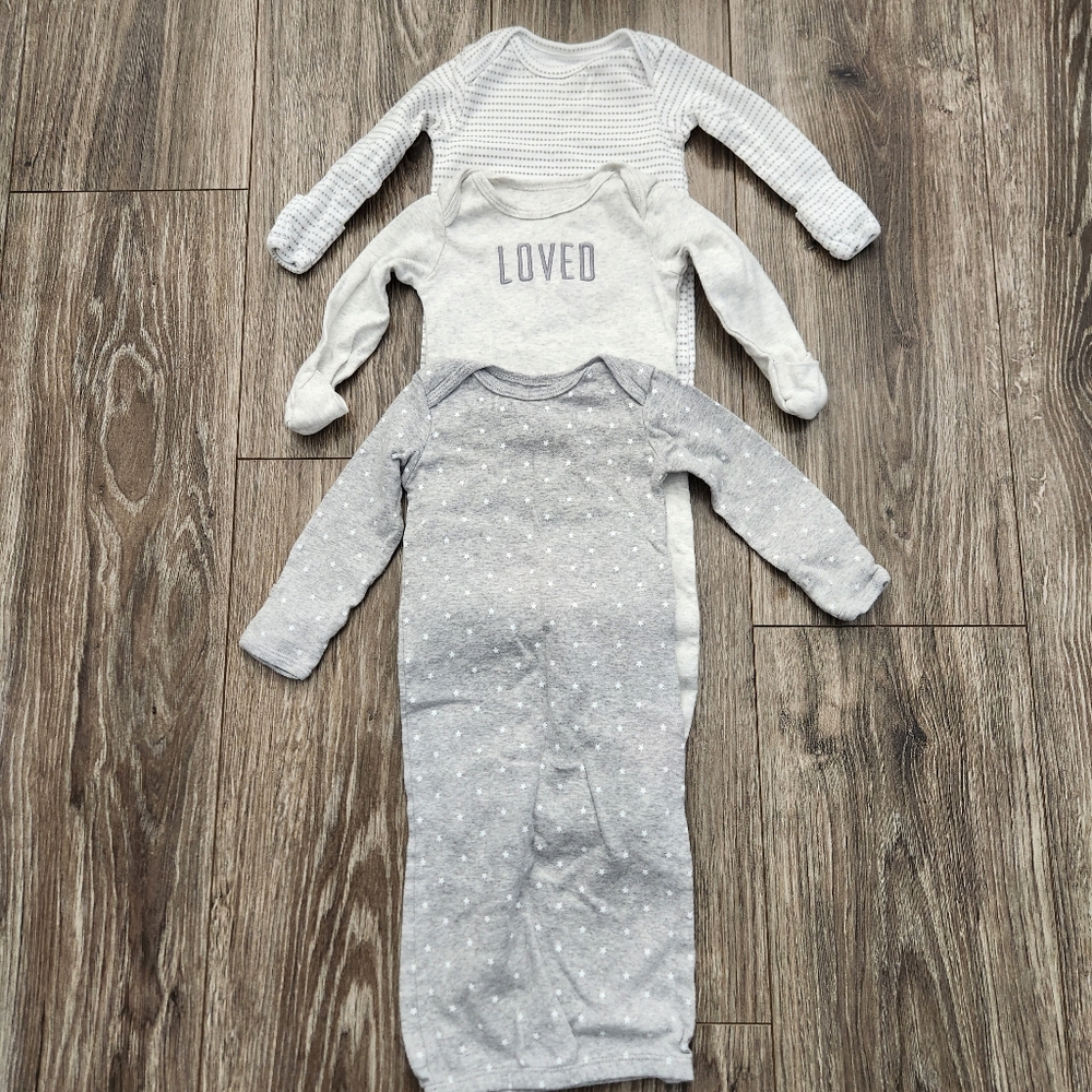 Simple Joys By Carters Gowns Nightie Size 0-3 Months Unisex